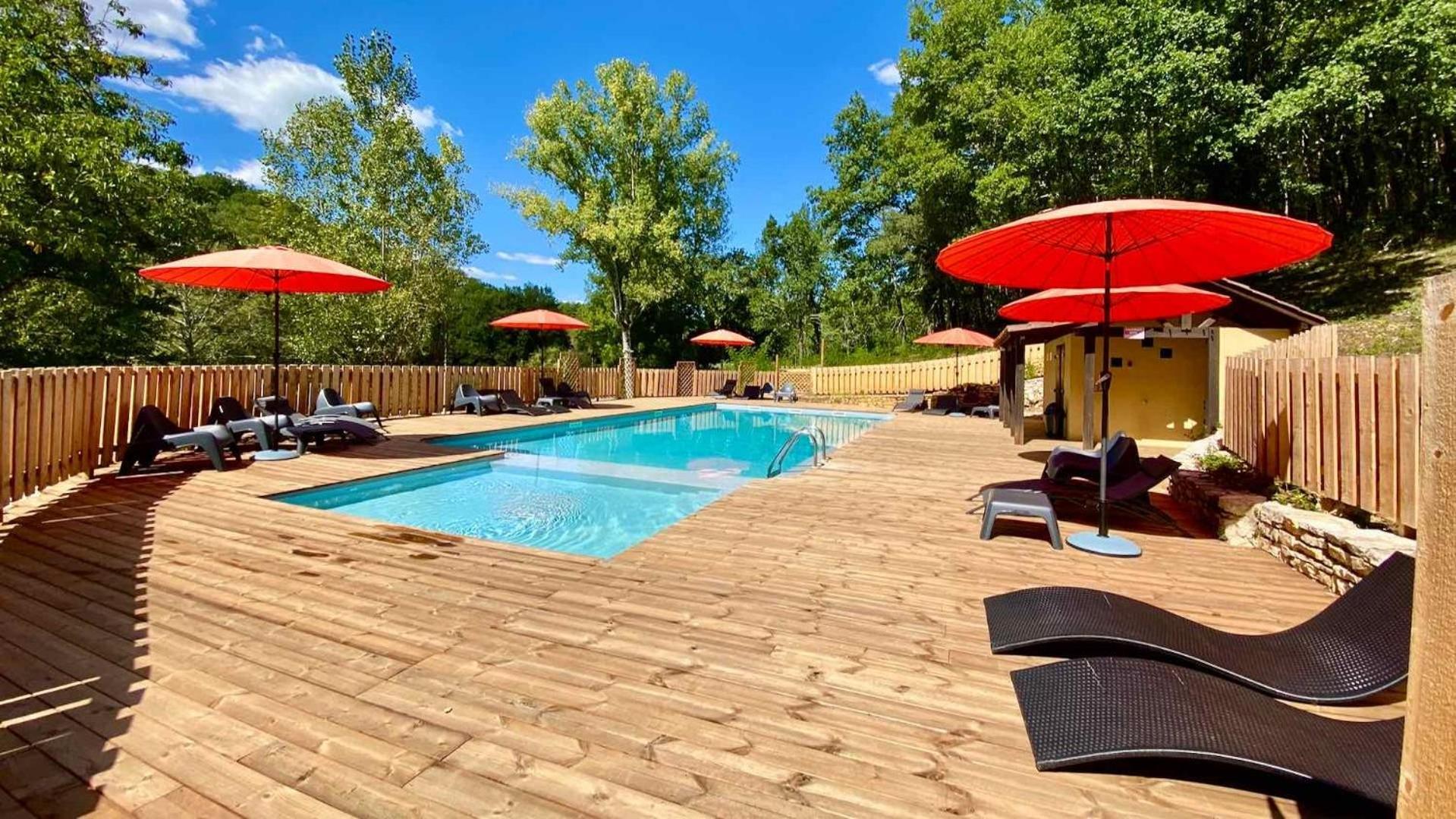 Domaine De Grezelou Chalet Saint-Martial-de-Nabirat